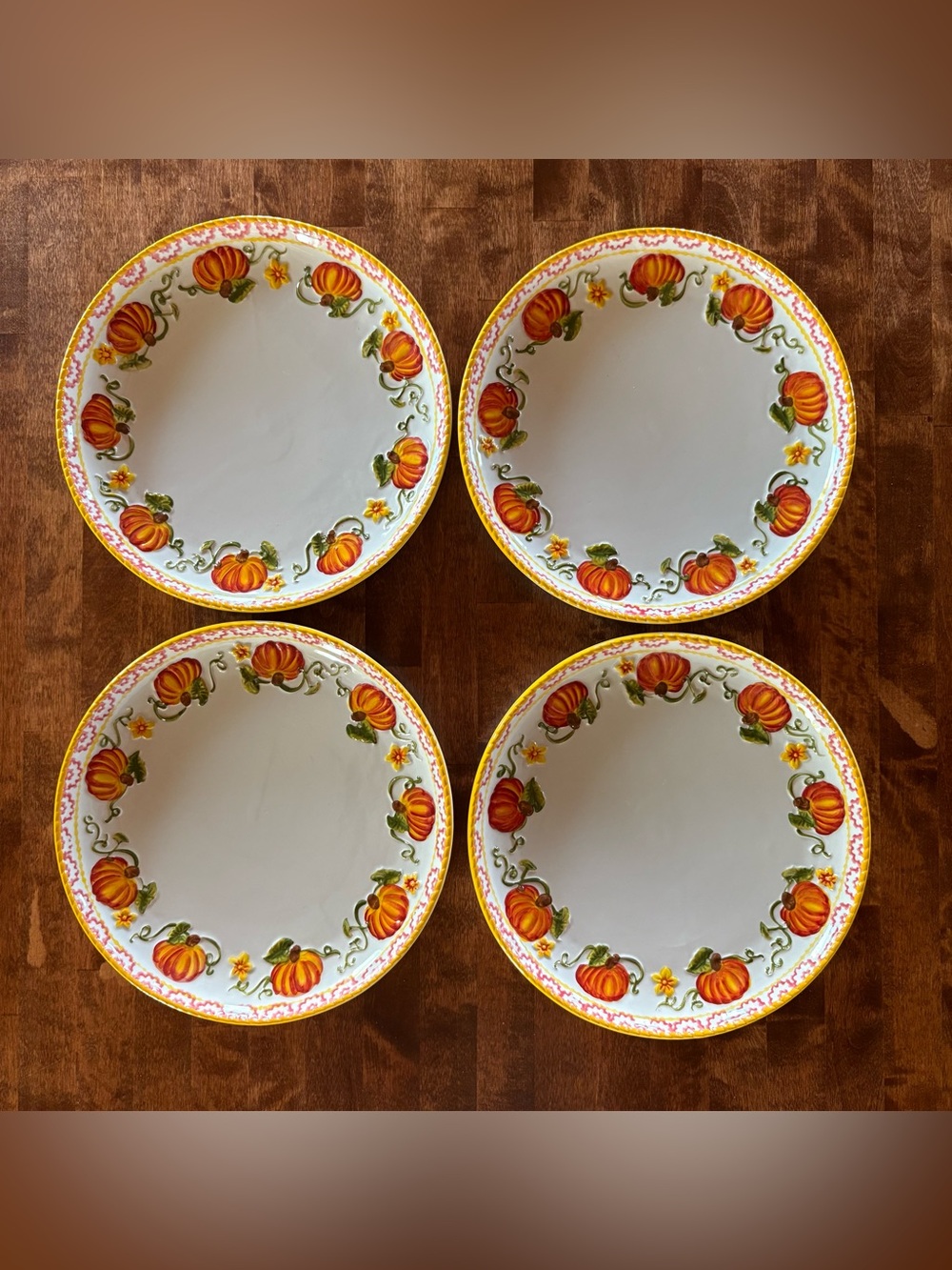 NEW Temptations by Tara Old World Pumpkin Patch Ceramic Dinner Plates - Set of 4
